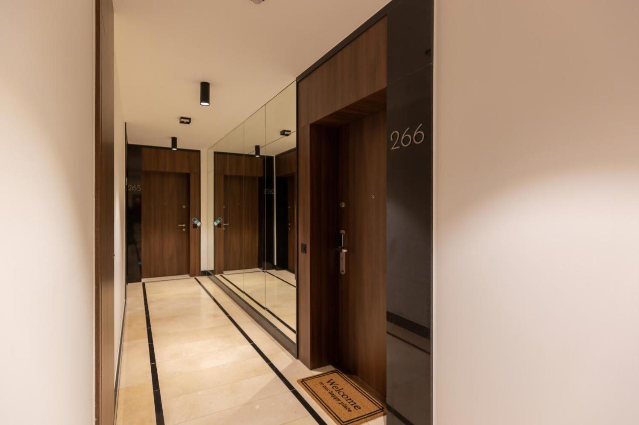 Mennica Residence Central Apartment By Renters Prestige Warszawa Eksteriør bilde