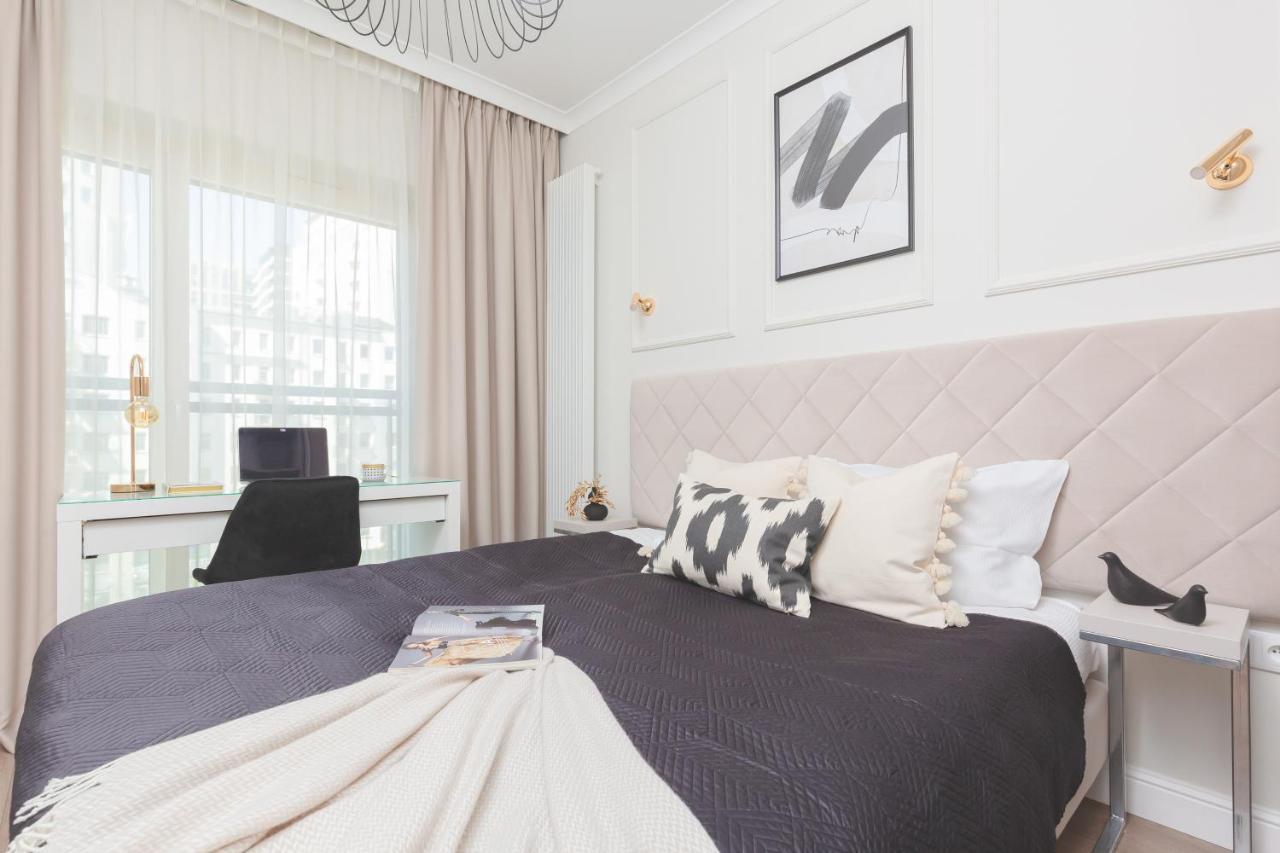 Mennica Residence Central Apartment By Renters Prestige Warszawa Eksteriør bilde