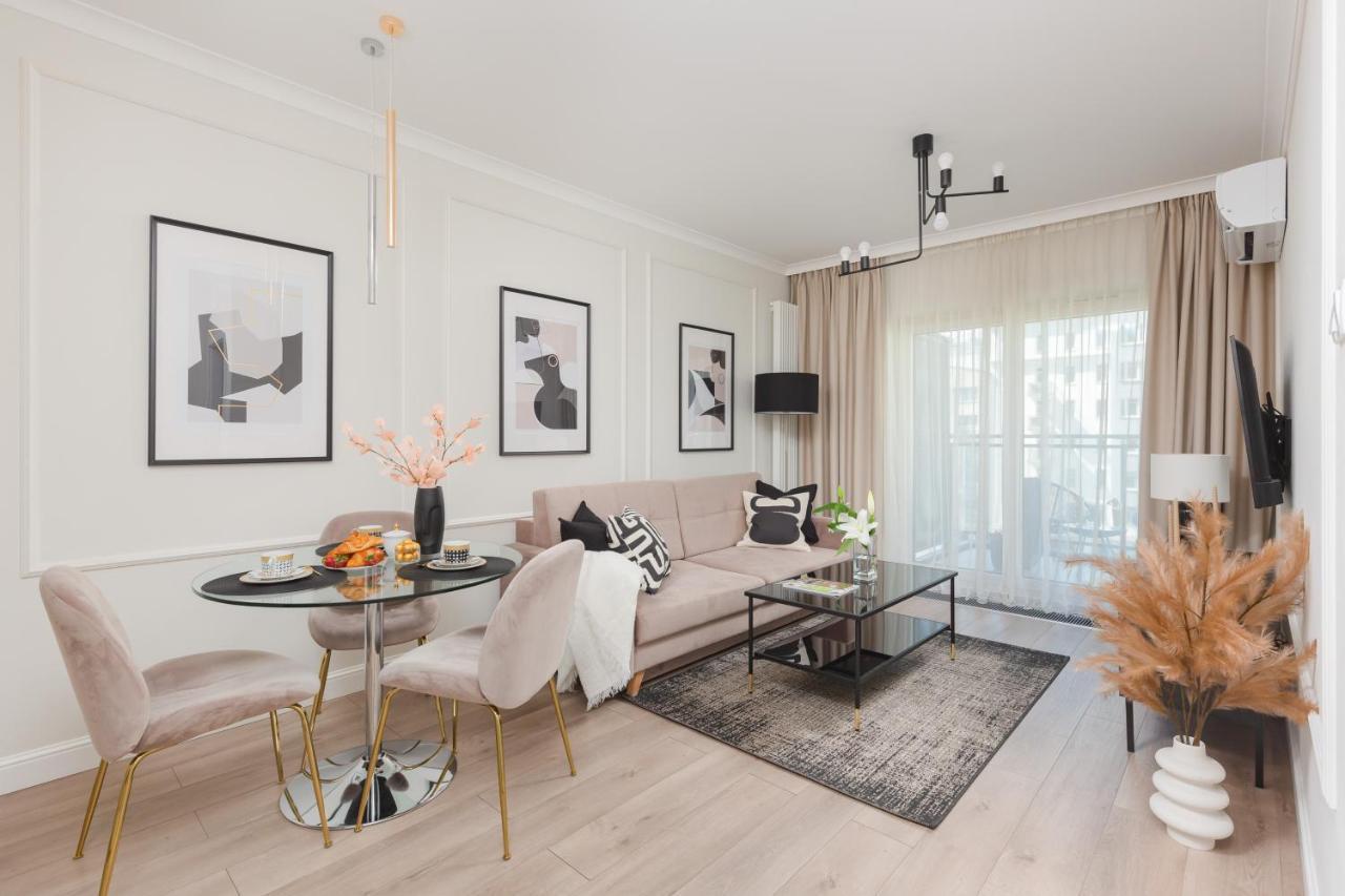 Mennica Residence Central Apartment By Renters Prestige Warszawa Eksteriør bilde