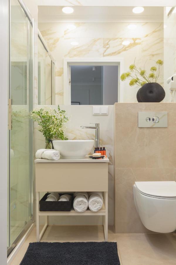 Mennica Residence Central Apartment By Renters Prestige Warszawa Eksteriør bilde