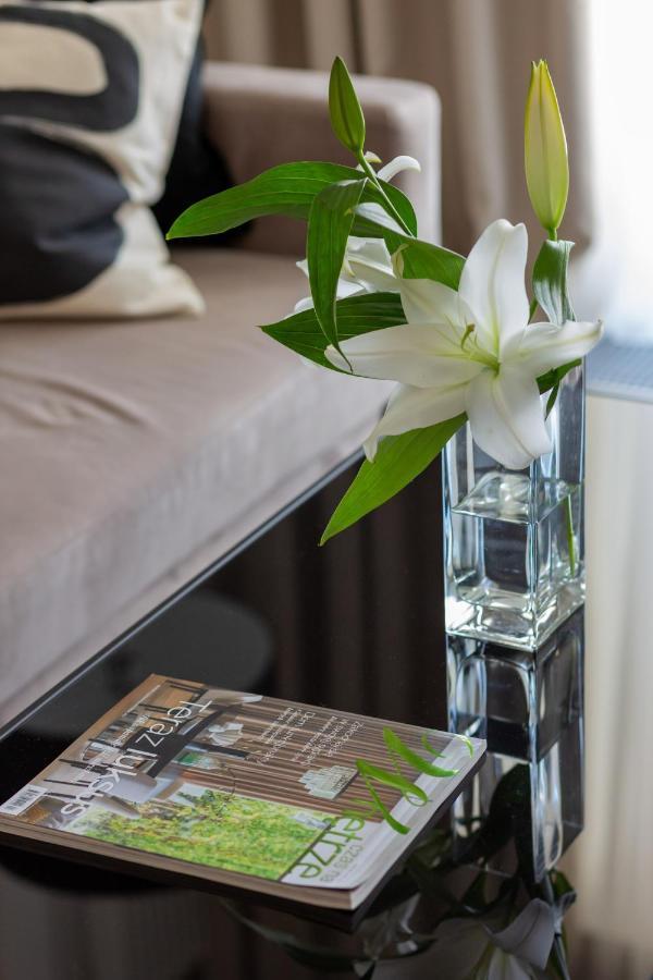 Mennica Residence Central Apartment By Renters Prestige Warszawa Eksteriør bilde